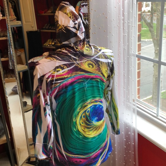 Top - Picture 4 of 5